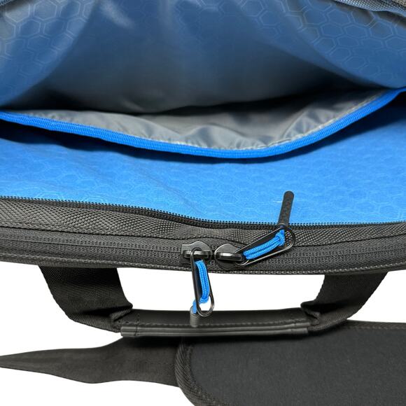 Dell Pro Briefcase 15 - Picture 6 of 8